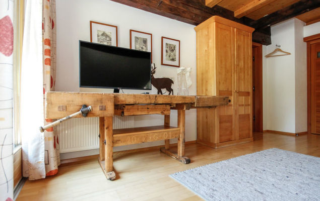 Beim Holzschnitzer - Photo 8