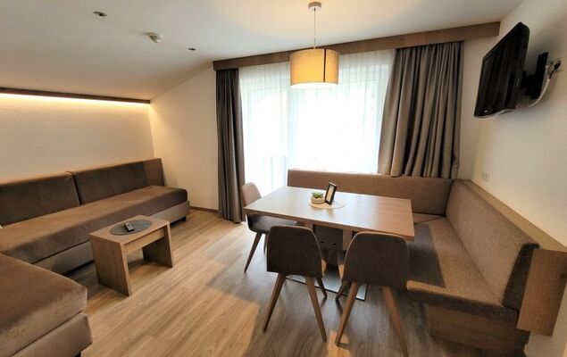 Top 6 (Panorama) - Photo 8