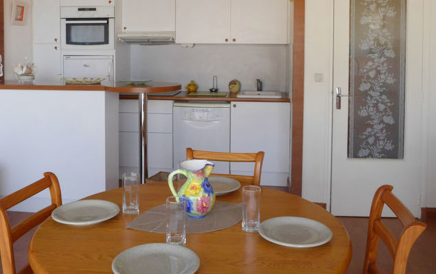 Prince Albert - Photo 6